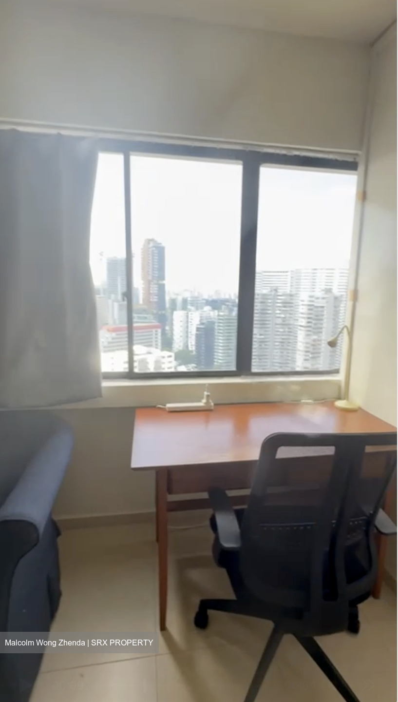 Lucky Plaza (D9), Apartment #535445091
